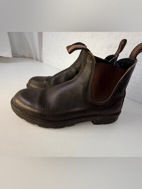 Blundstone Brown Chelsea Work Boots